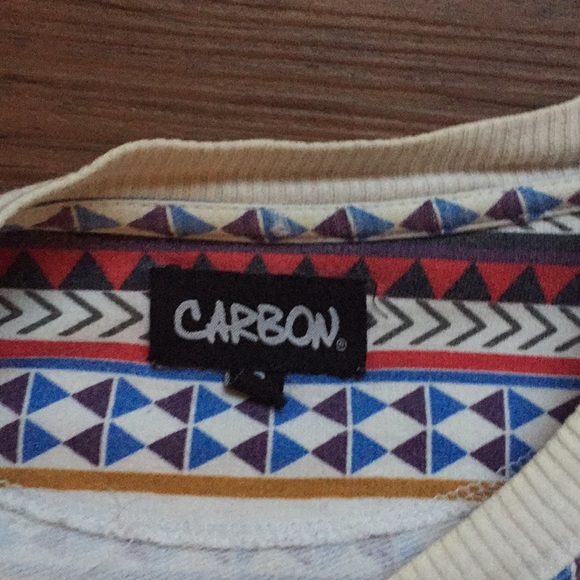 Long sleeve tribal shirt - Picture 2 of 2